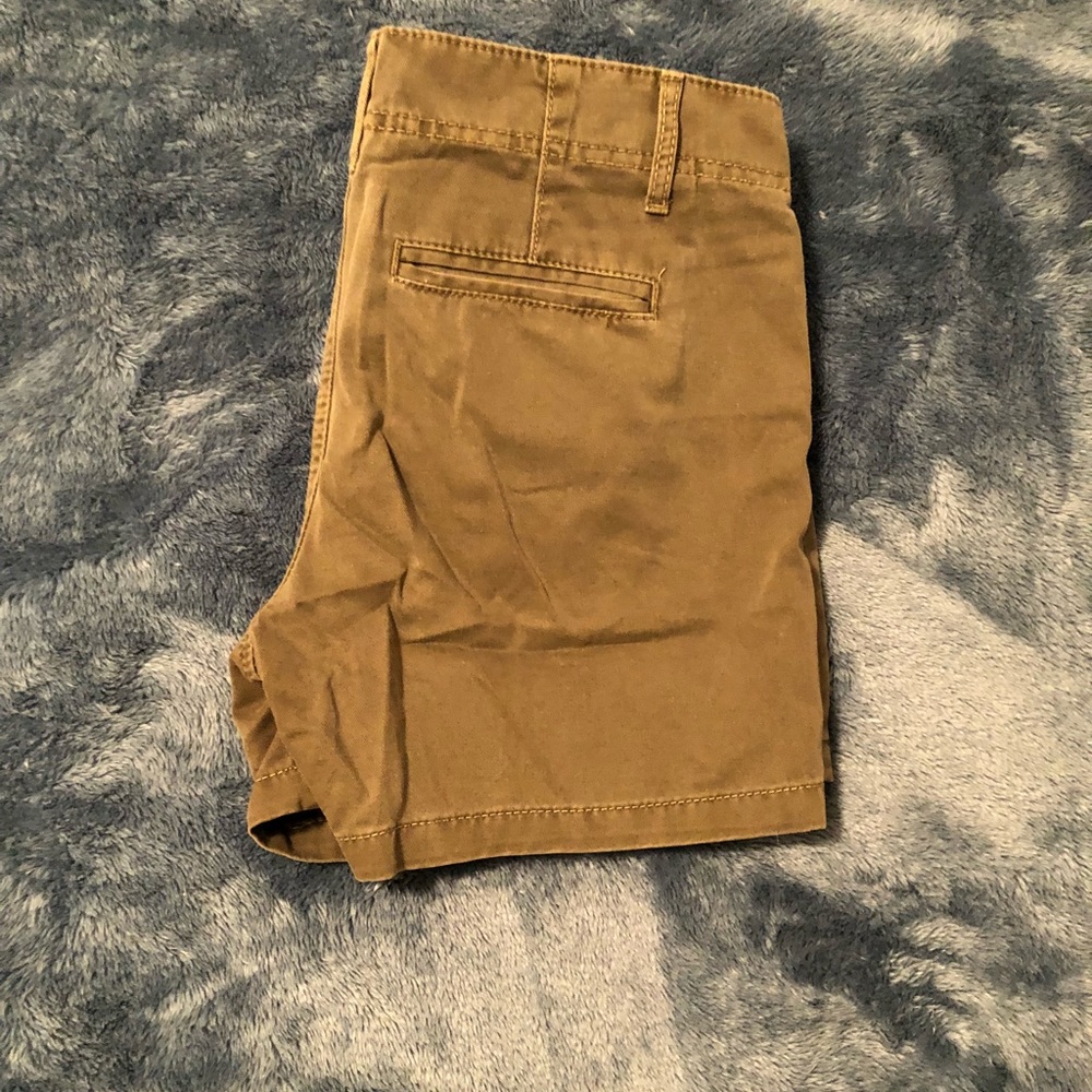 Shorts - Picture 3 of 3